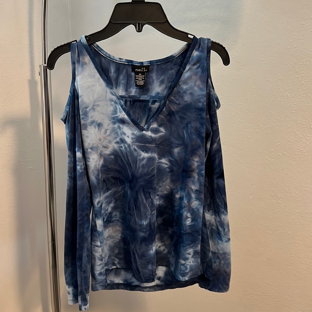 Extremely soft off the shoulders top
